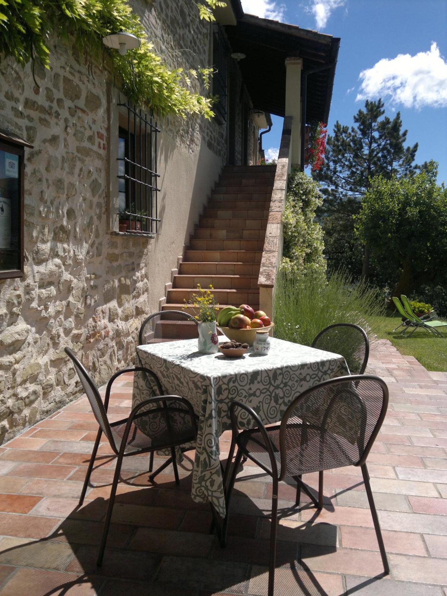 Casale Degli Ulivi Villa Gualdo Tadino Exterior foto
